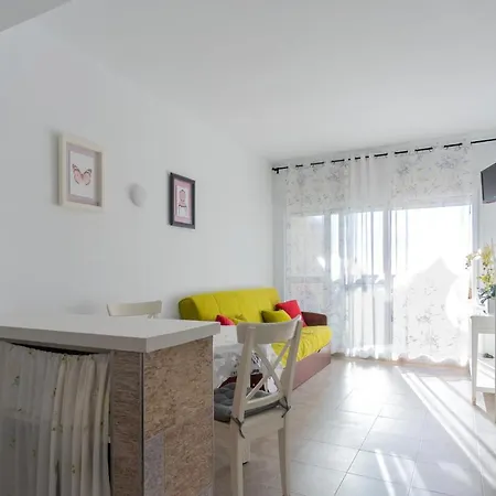 Apartmán Con Terraza Y Piscina - Todoholiday Benalmádena