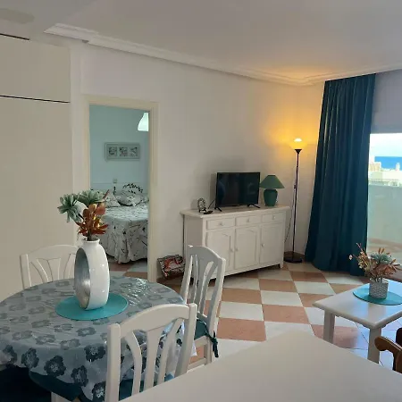 Con Terraza Y Piscina - Todoholiday Apartmán *